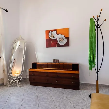 Melisses Sea View House * Plaka (Milos)