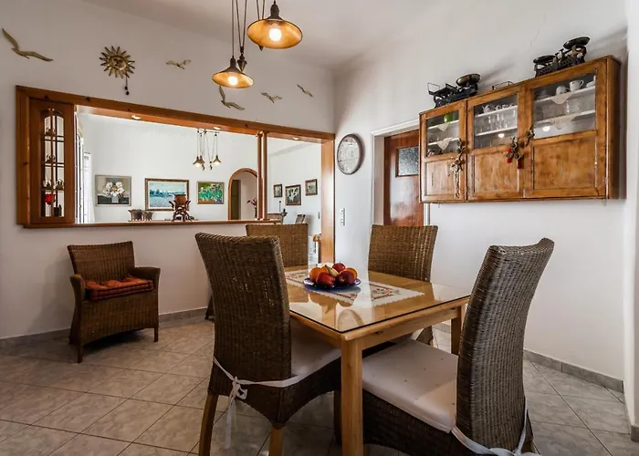 Melisses Sea View House * Plaka (Milos)