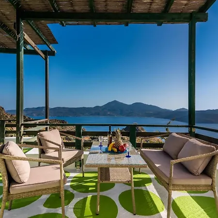 Holiday home Melisses Sea View House Plaka (Milos)