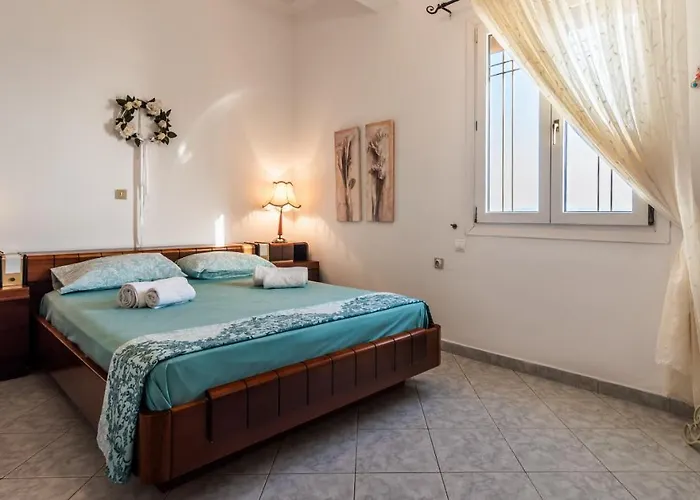 Melisses Sea View House Plaka (Milos)