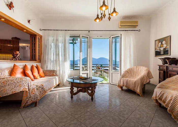 Melisses Sea View House Hébergement de vacances Plaka (Milos)